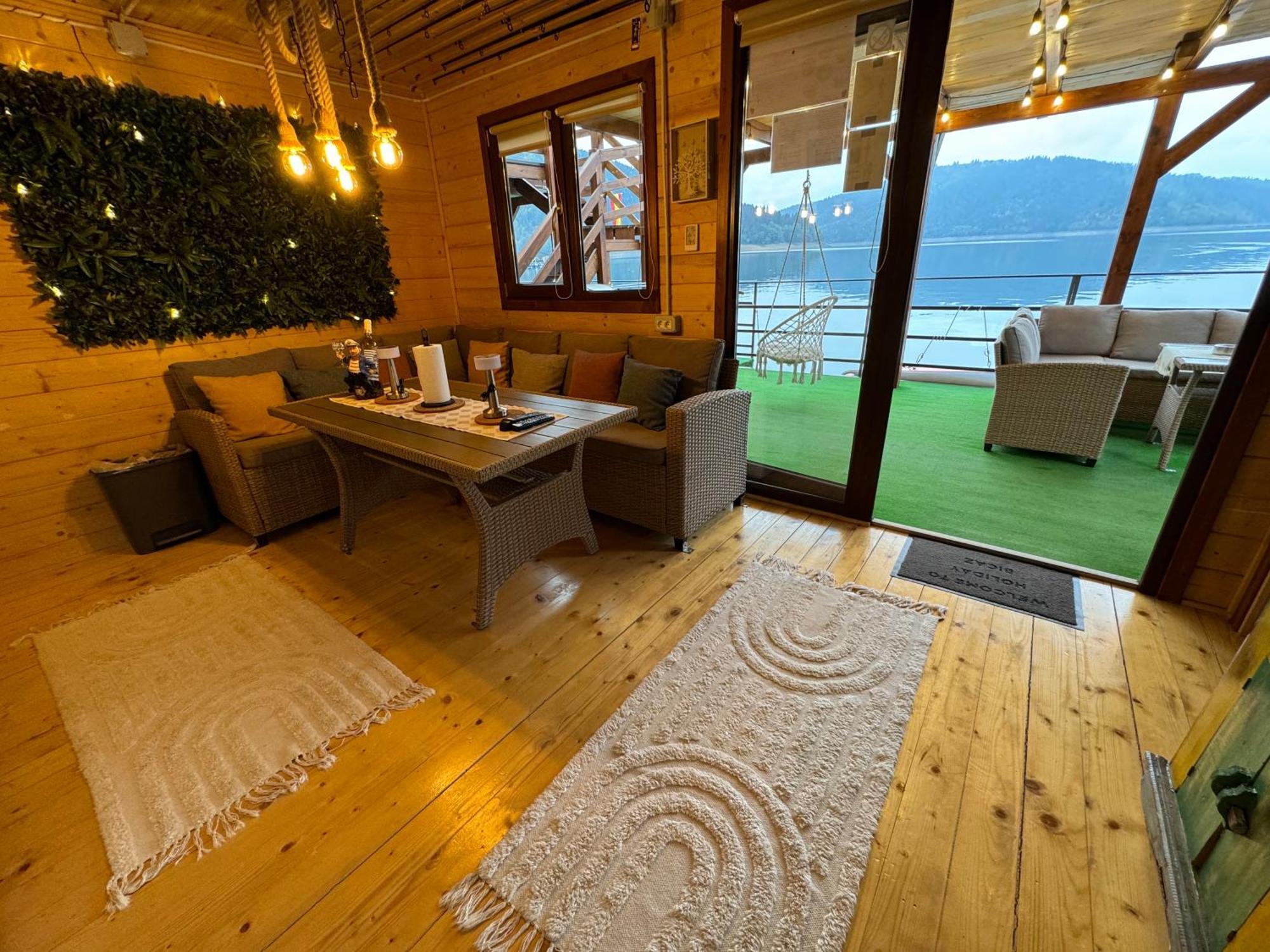 Holiday Bicaz Bungalows On The Lake Eksteriør bilde